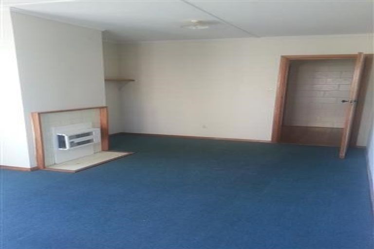 Photo of property in 5-7 Hazard Grove, Cannons Creek, Porirua, 5024