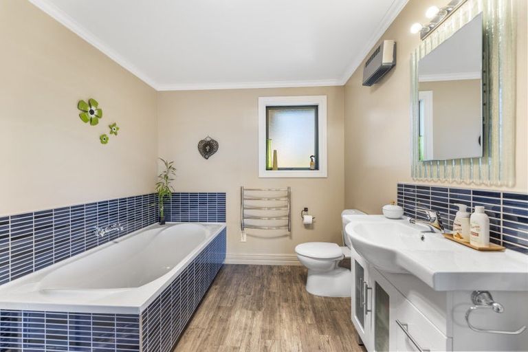 Photo of property in 195 Purakaunui Road, Mihiwaka, Port Chalmers, 9081