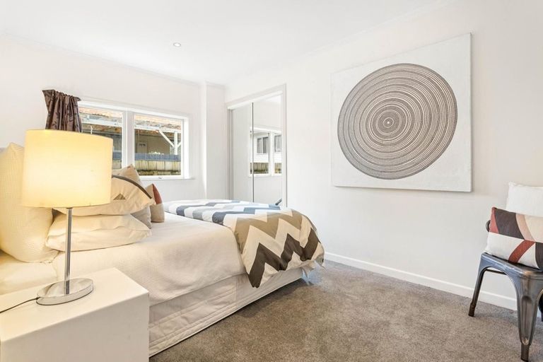 Photo of property in 11 Jenelin Road, Glendene, Auckland, 0602