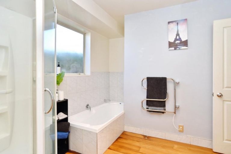 Photo of property in 60a Main North Road, Woodend, 7610