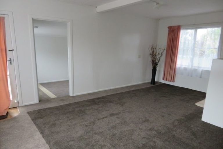 Photo of property in 1/25 Hillcrest Road, Papatoetoe, Auckland, 2025