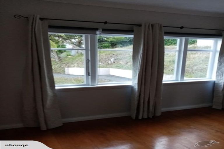 Photo of property in 52 Chamberlain Road, Karori, Wellington, 6012