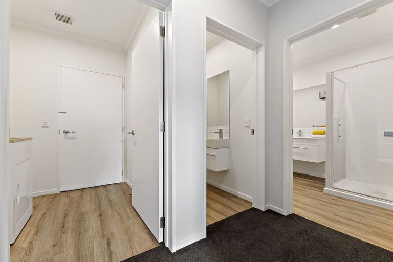 Photo of property in 32 George West Square West, Wigram, Christchurch, 8025