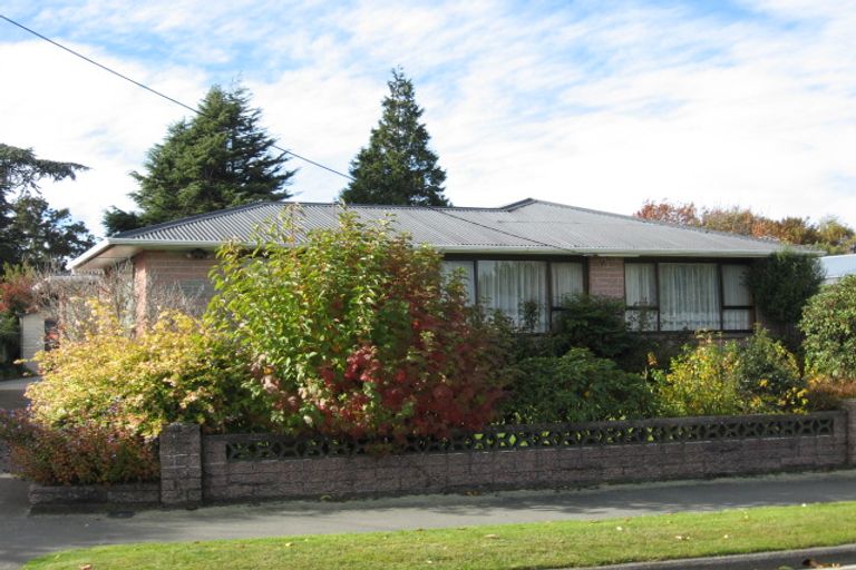 Photo of property in 20 Gladson Avenue, Sockburn, Christchurch, 8042