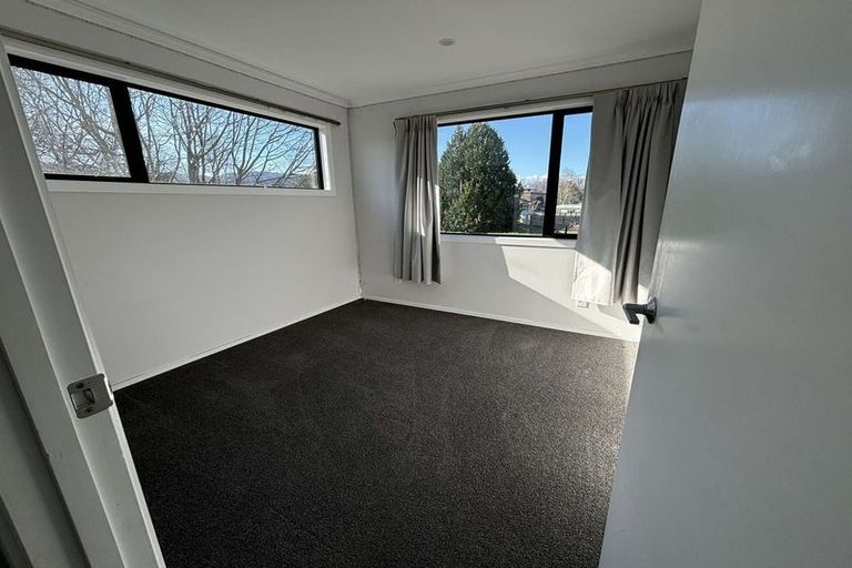 Photo of property in 32 Doug Jensen Street, Wallaceville, Upper Hutt, 5018