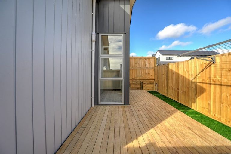 Photo of property in 39 Horokaka Street, Massey, 0614