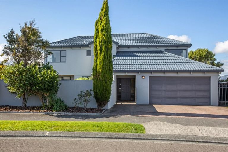 Photo of property in 22 Saint Ives Drive, Camborne, Porirua, 5026