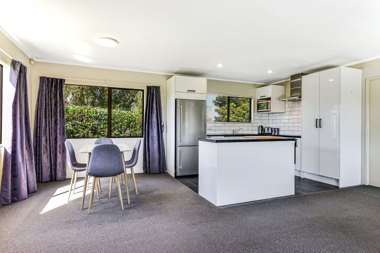 Photo of property in 27 Rutland Street, Fairview Downs, Hamilton, 3214