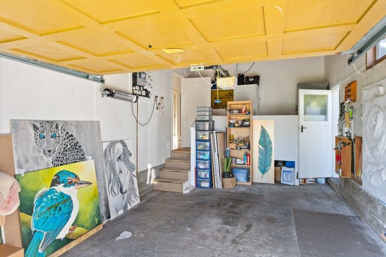 Photo of property in 27 Marian Drive, Inner Kaiti, Gisborne, 4010