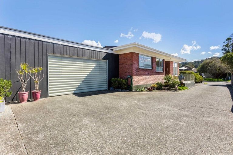 Photo of property in 1/6 Manuka Street, Orewa, 0931
