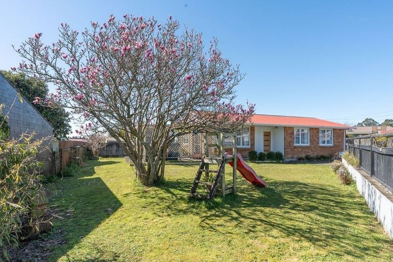 Photo of property in 33 Garden Heights Avenue, Glenview, Hamilton, 3206