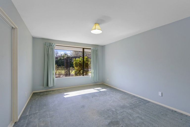 Photo of property in 47 Watsons Road, Harewood, Christchurch, 8051