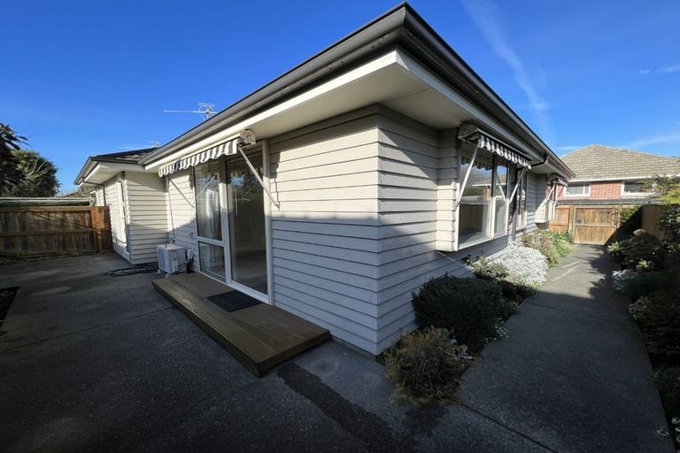 Photo of property in 30b Withells Road, Avonhead, Christchurch, 8042