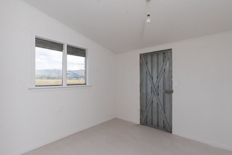 Photo of property in 31 Matipo Street, Tokomaru, Palmerston North, 4474