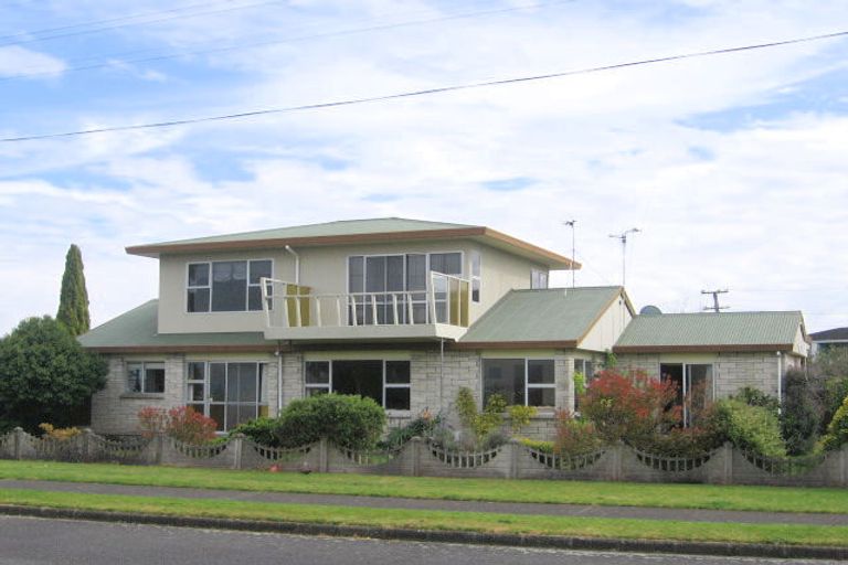 Photo of property in 19 Maxwells Road, Otumoetai, Tauranga, 3110