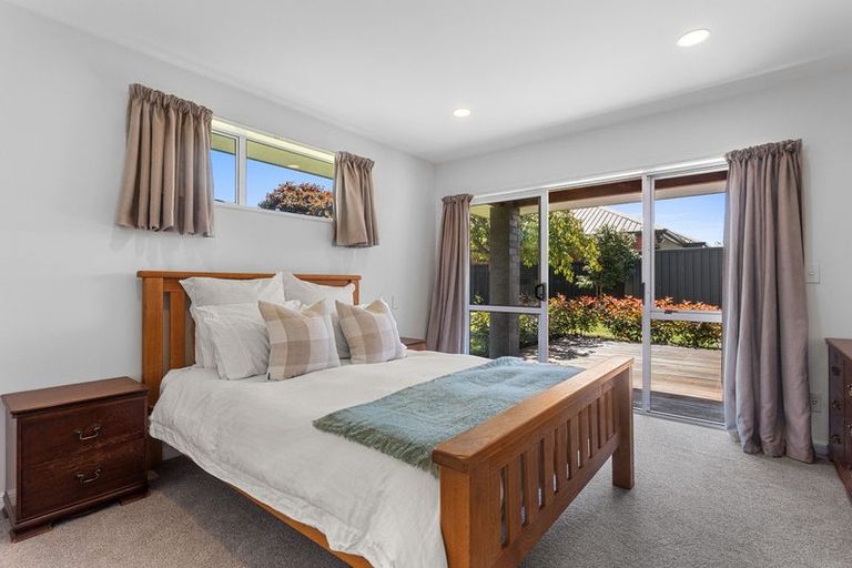 Photo of property in 14 Pearce Place, Kaiapoi, 7630