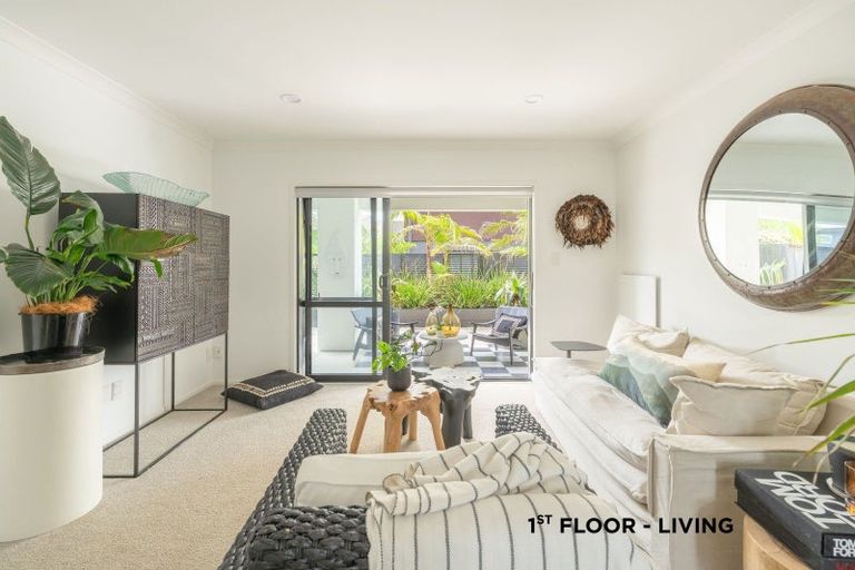 Photo of property in 2a Taylor Road, Papamoa Beach, Papamoa, 3118