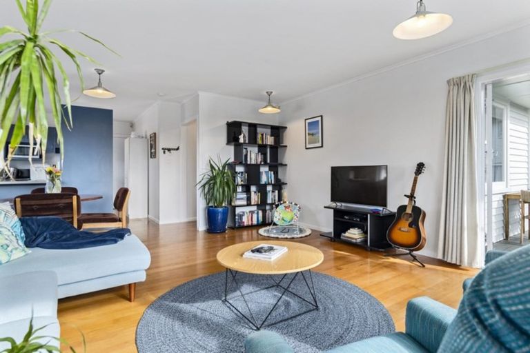 Photo of property in 198a Bellevue Road, Bellevue, Tauranga, 3110