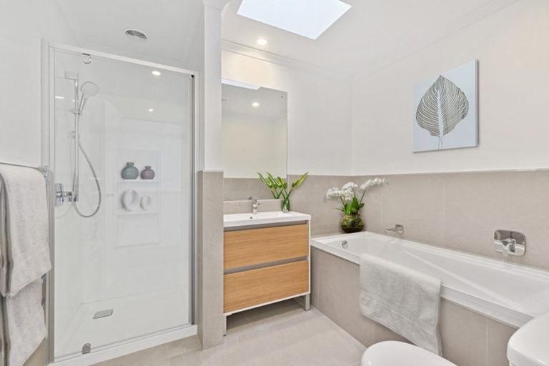 Photo of property in 7 O'meara Street, Swanson, Auckland, 0614