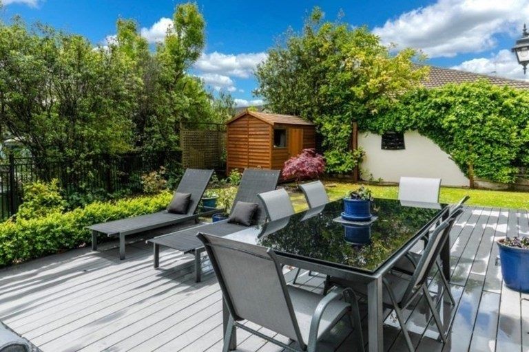 Photo of property in 12 Bushlands Park Drive, Albany, Auckland, 0632