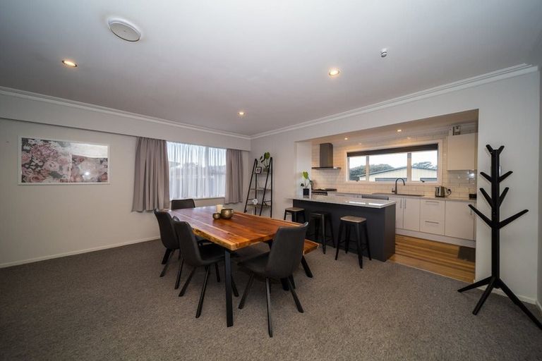 Photo of property in 36 Cameron Street, Hawera, 4610