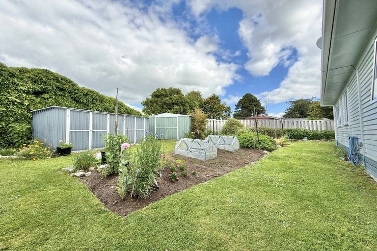 Photo of property in 51 Aotea Crescent, Tokoroa, 3420