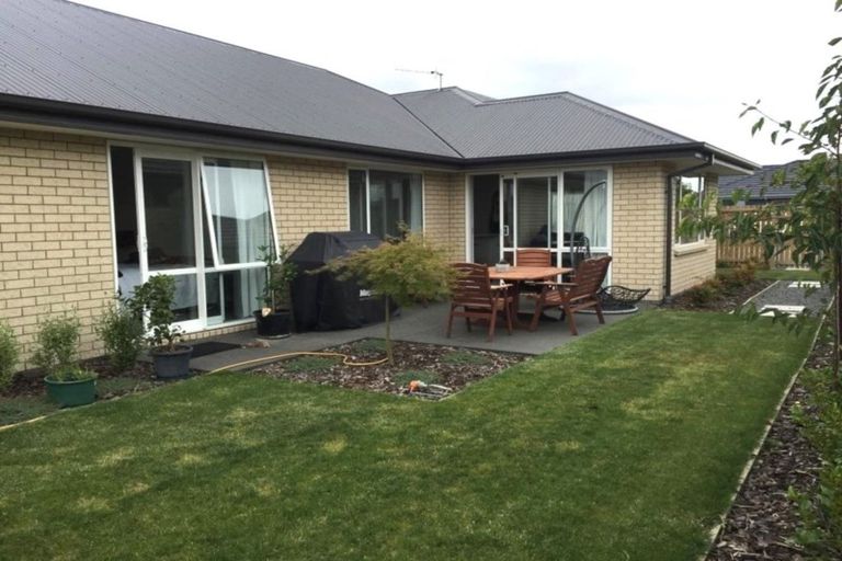 Photo of property in 30 Bradwell Crescent, Halswell, Christchurch, 8025