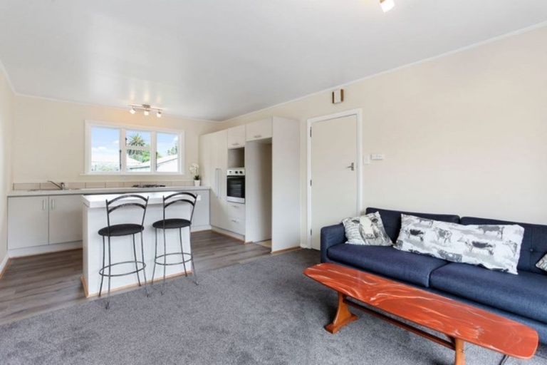 Photo of property in 47 Wainoni Road, Wainoni, Christchurch, 8061