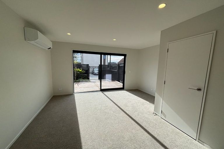 Photo of property in 22b Lancaster Road, Beach Haven, Auckland, 0626