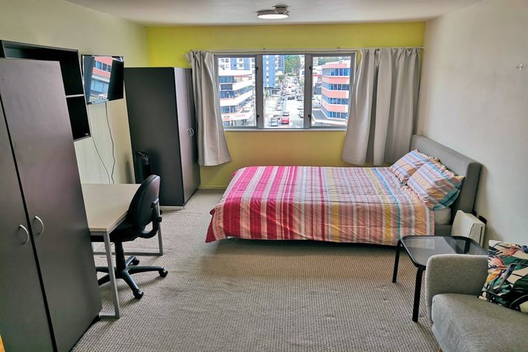 Photo of property in Martin Square Apartments, 511/20 Martin Square, Te Aro, Wellington, 6011