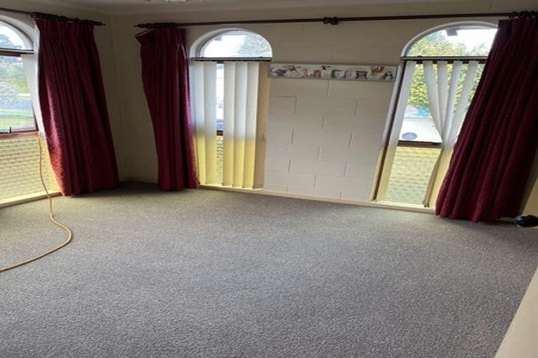 Photo of property in 3 Stuart Street, Levin, 5510