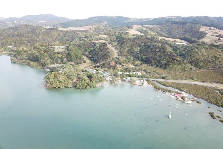 Photo of property in 405 Leigh Road, Whangateau, Warkworth, 0985