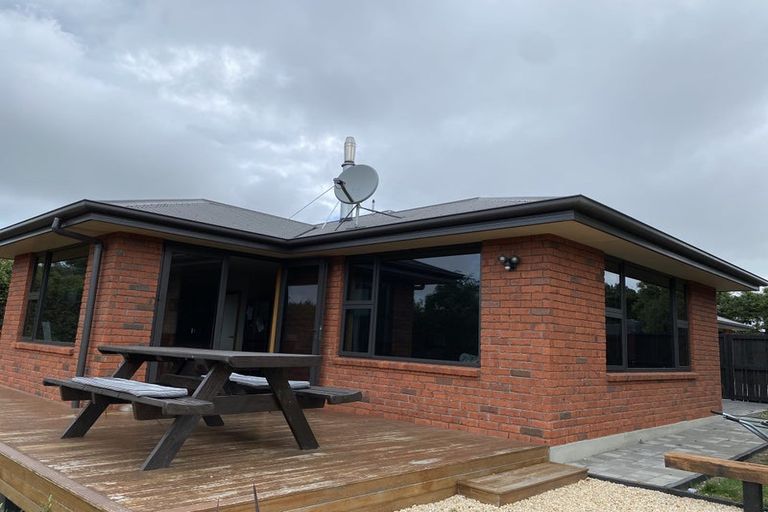 Photo of property in 18 Maclean Street, Glenavy, Waimate, 7980