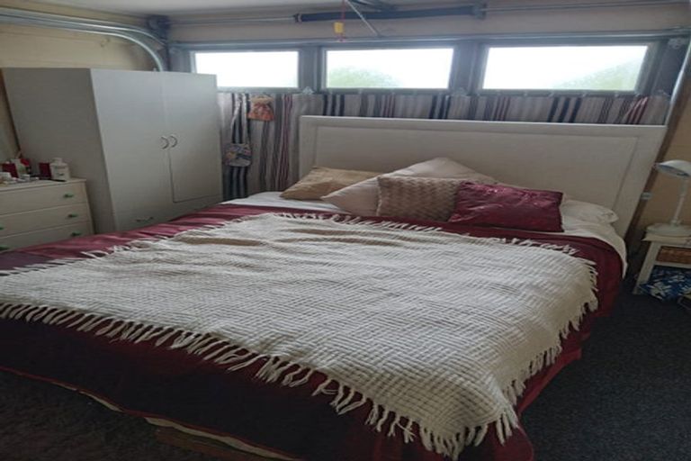 Photo of property in 1/3 Sydney Street, Hauraki, Auckland, 0622