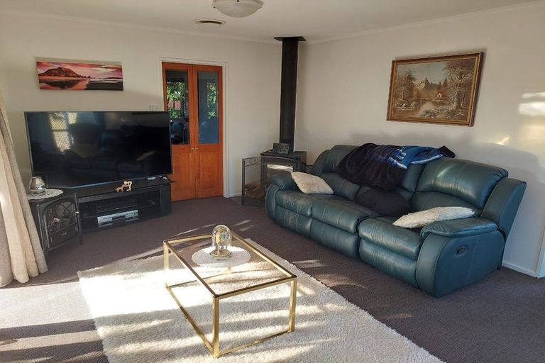 Photo of property in 11 Kennedys Bush Road, Halswell, Christchurch, 8025