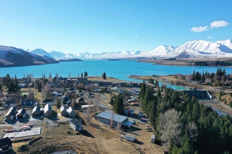 Photo of property in 25 Edwards Lane, Lake Tekapo, 7999