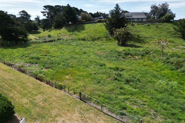 Photo of property in 35 Wylie Road, Foxton Beach, Foxton, 4891