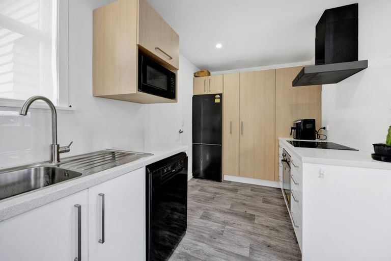 Photo of property in 18 Stanners Street, Eltham, 4322