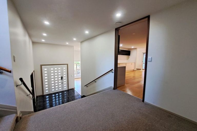 Photo of property in 91a Kyle Road, Greenhithe, Auckland, 0632