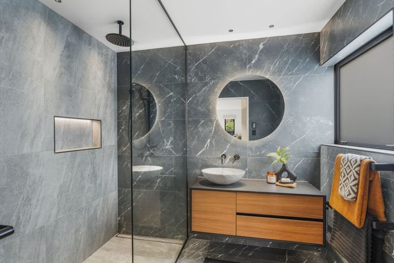 Photo of property in 9 Ringwood Place, Avonhead, Christchurch, 8042