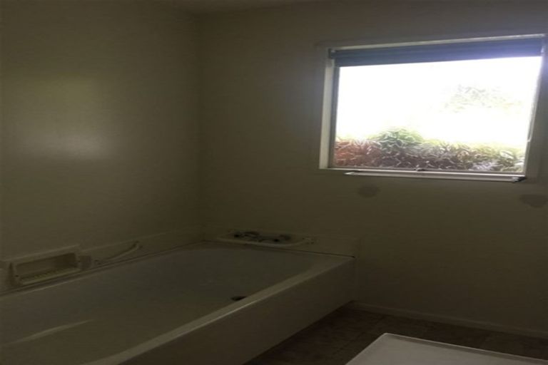 Photo of property in 10 Reeves Road, Opawa, Christchurch, 8023