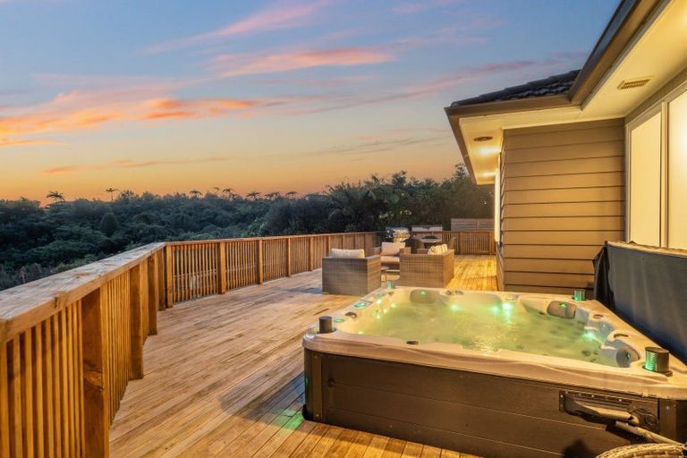 Photo of property in 66 Mount Marua Way, Timberlea, Upper Hutt, 5018