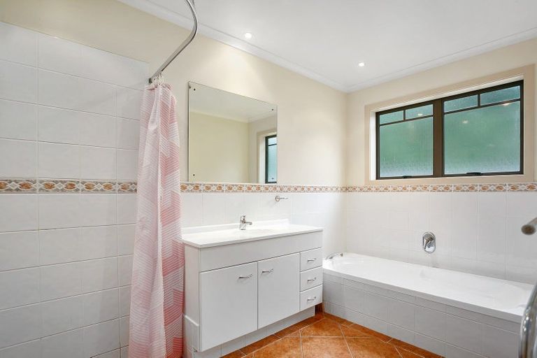 Photo of property in 122 Tennyson Street, Leamington, Cambridge, 3432