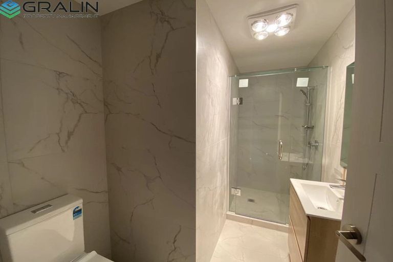 Photo of property in 9 Waihou Crescent, Albany Heights, Auckland, 0632