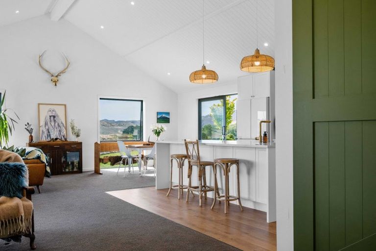 Photo of property in 236 Hawksburn Road, Nevis, Cromwell, 9384