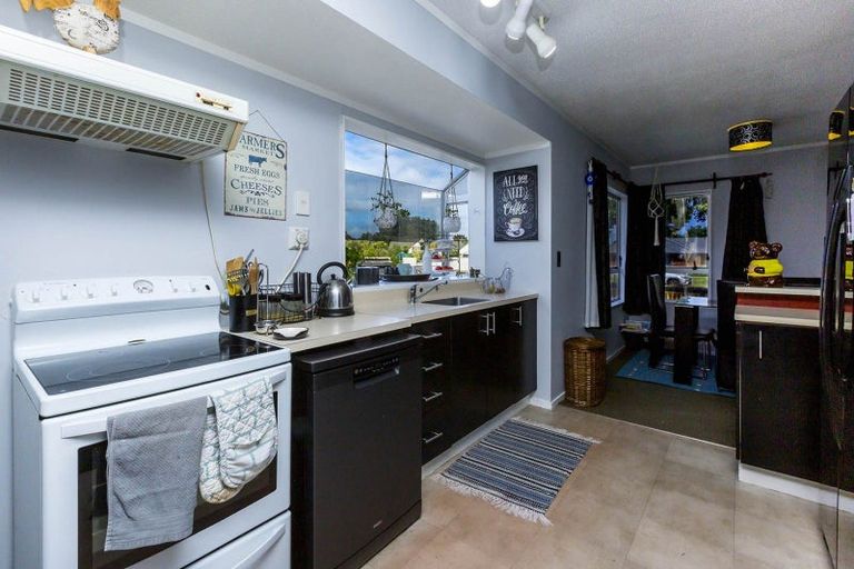 Photo of property in 84 Totara Park Road, Totara Park, Upper Hutt, 5018