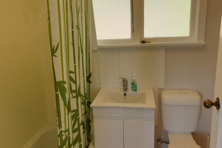 Photo of property in 26 Elphinstone Avenue, Strathmore Park, Wellington, 6022