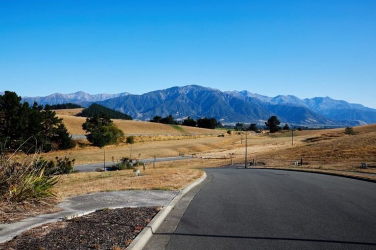 Photo of property in 6 Knowles Crescent, Kaikoura Flat, Kaikoura, 7371