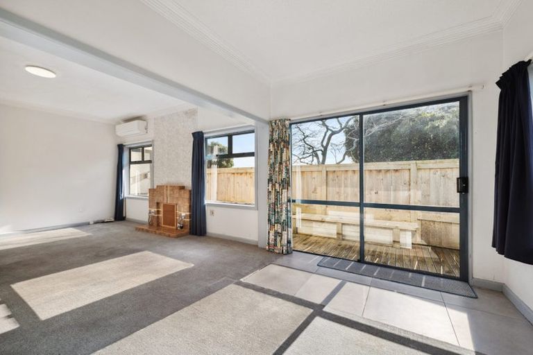 Photo of property in 23 Turi Street, Welbourn, New Plymouth, 4312