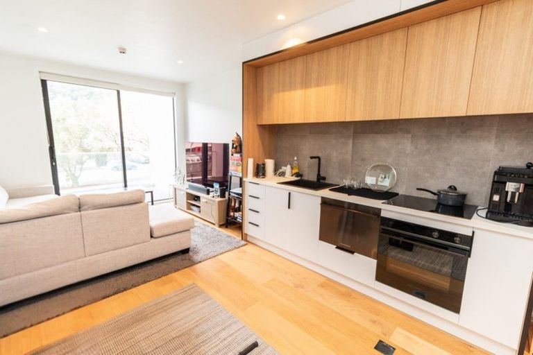 Photo of property in 2/62 Cambridge Terrace, Papatoetoe, Auckland, 2025